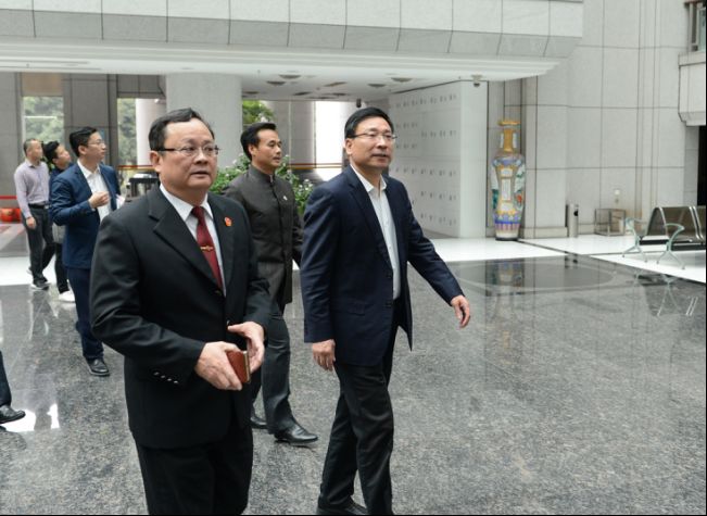 3.21市委书记、市人大常委会主任陈如桂一行到我院调研240.jpg