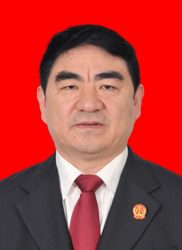 2范华清.jpg 2范华清.jpg